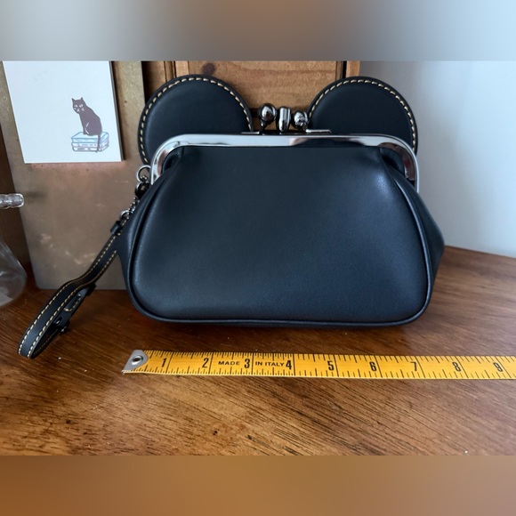 Coach Black Mickey Kisslock Clutch Wristlet - Picture 1 of 7